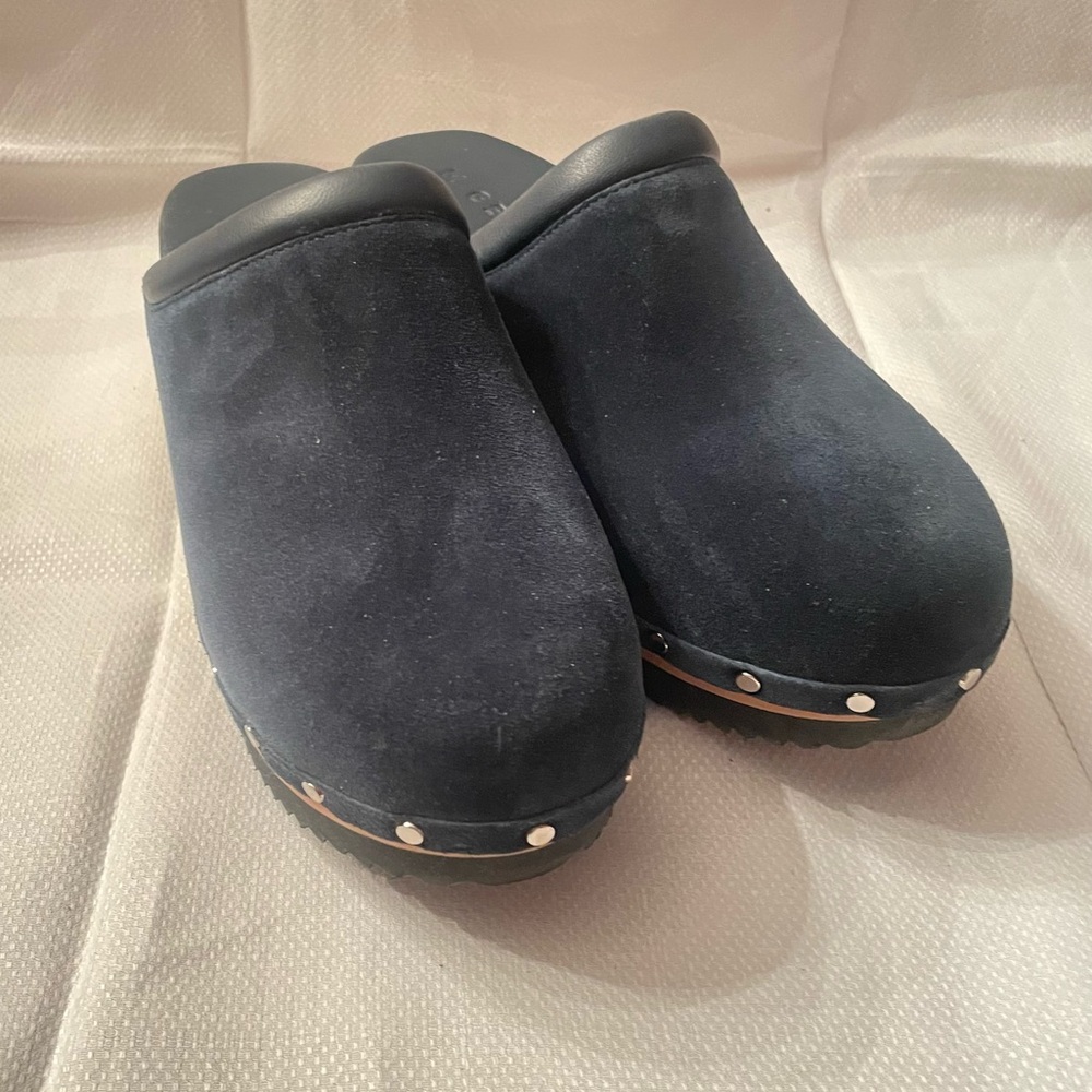 M. Gemi Navy Leather Clogs size 42 (US 11)